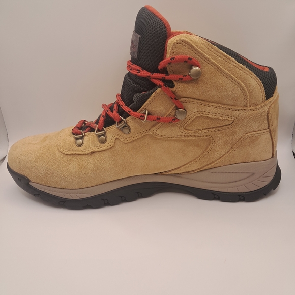 Columbia Men's Tan and Red Hiking Boots - Picture 3 of 5